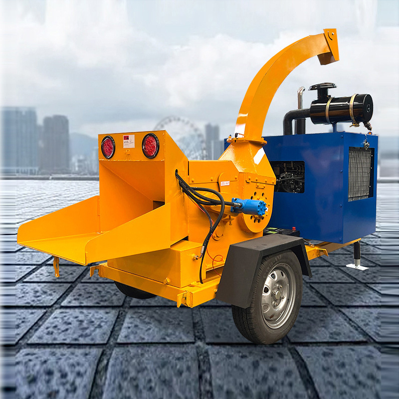 ODM Brand Trailer Mounted Gravity Feeding Petrol Engine Shredders And Mulchers Machine Wood Chipper