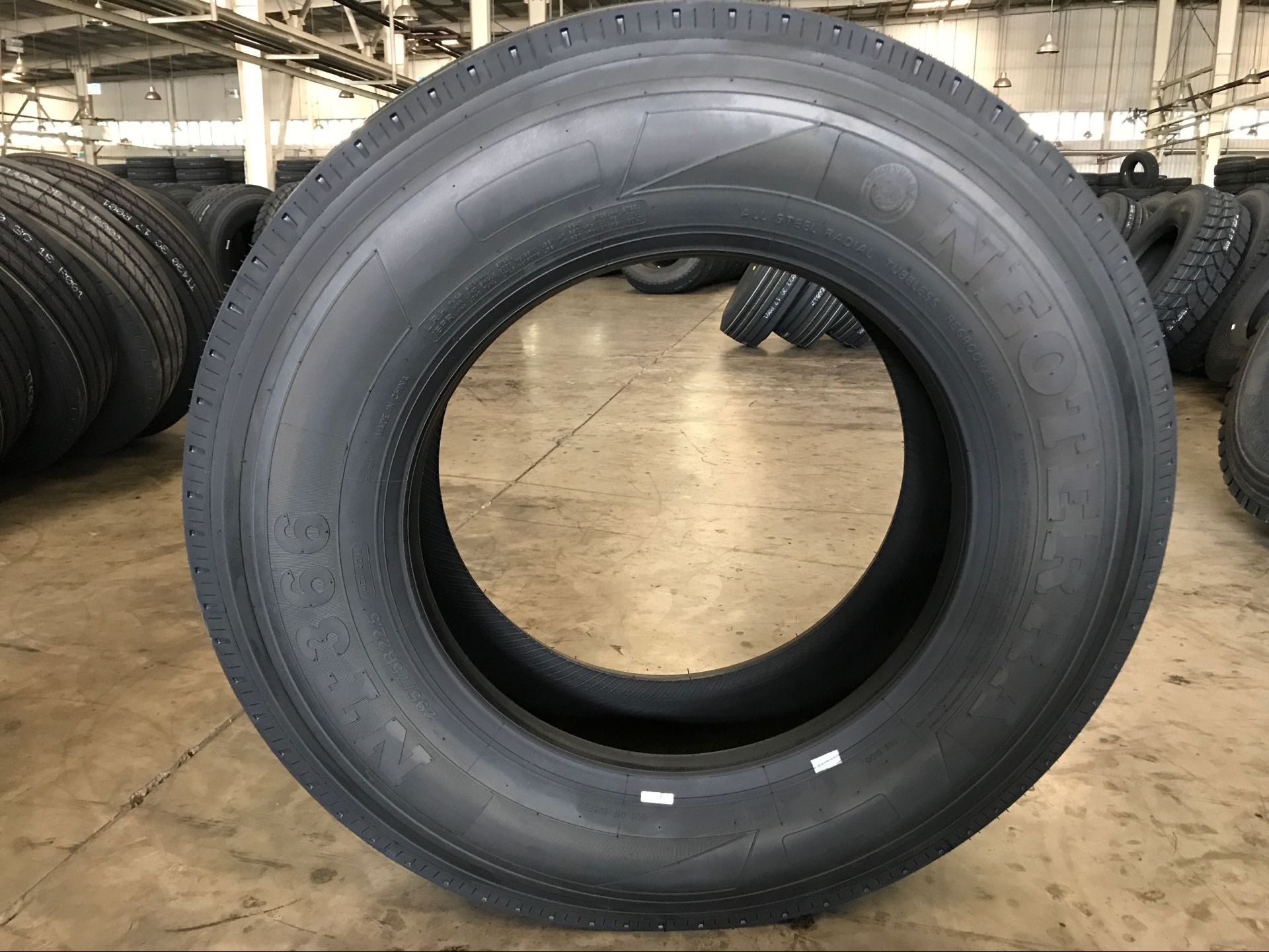 Neoterra Wholesale Semi Truck Tire Sizes 295/75R22.5 Made in Thailand