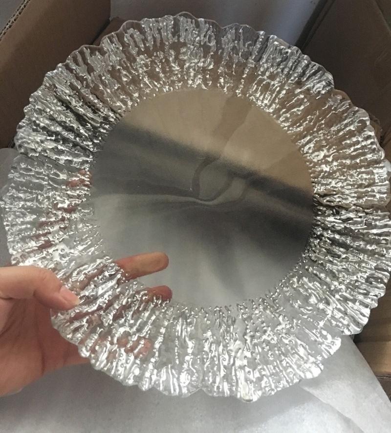 clear wholesale glass charger plate/13'' wedding table glass charger plate for hotel restaurant serving dishes