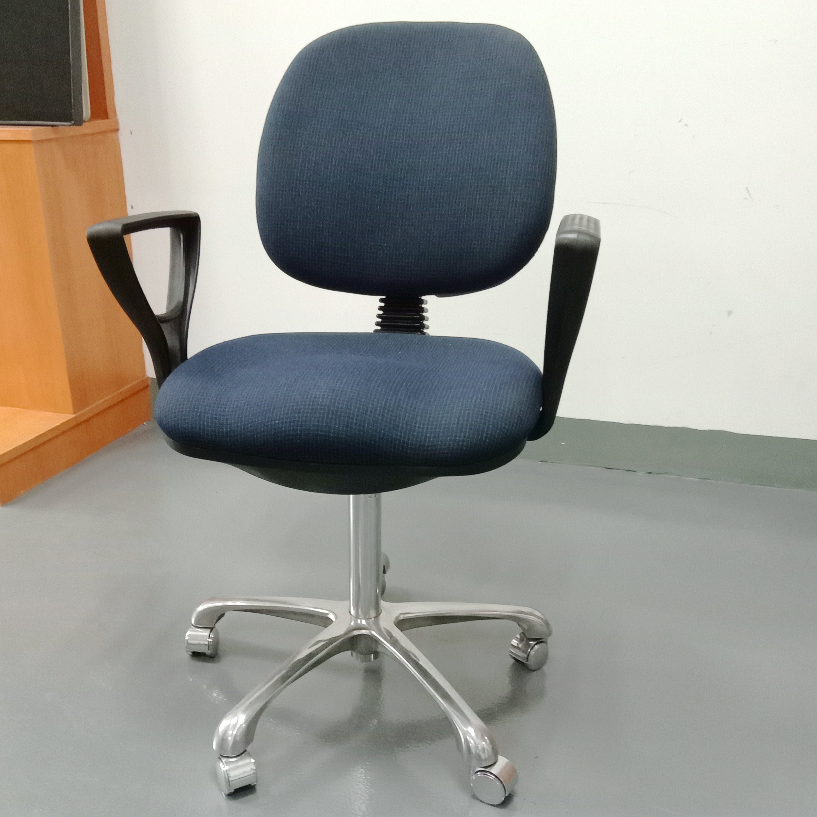 esd fabric chair ,  anti static lab chair with arm rest