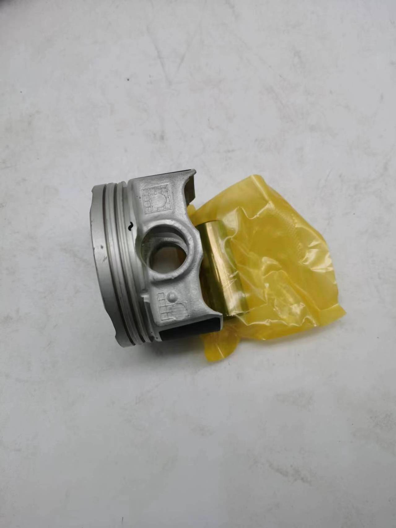 Best selling 2304103330 High quality piston 23041-03330