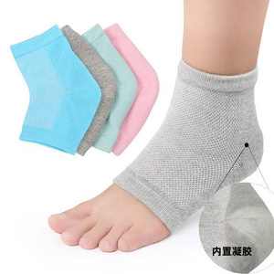 2023  OEM Spa Moisturizing Gel Gloves Socks Mask Dry Hard Skin Care Gel Hand gloves heel socks