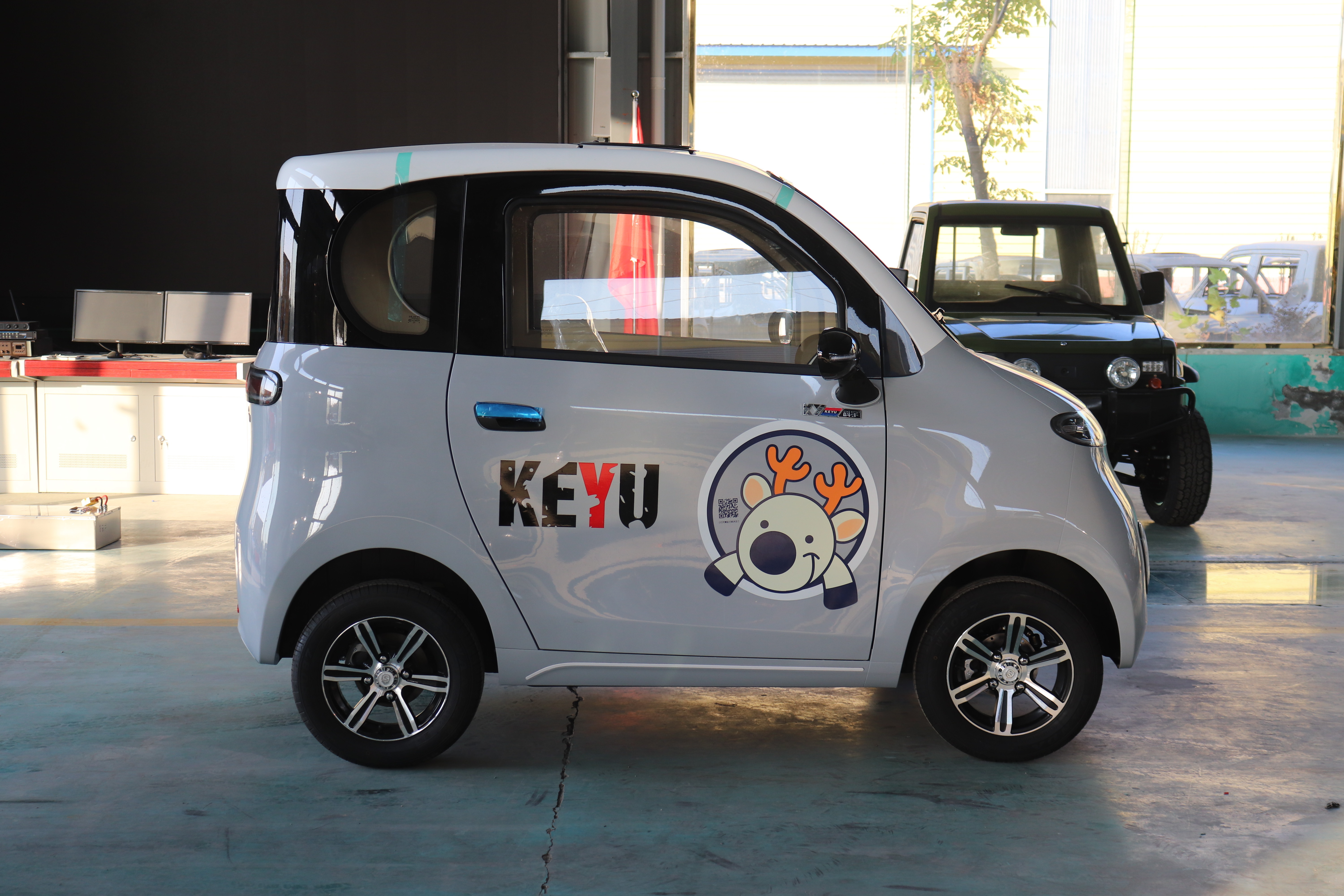 KEYU popular best 4 wheel personal electric vehicle 40km/h small electric car with long range