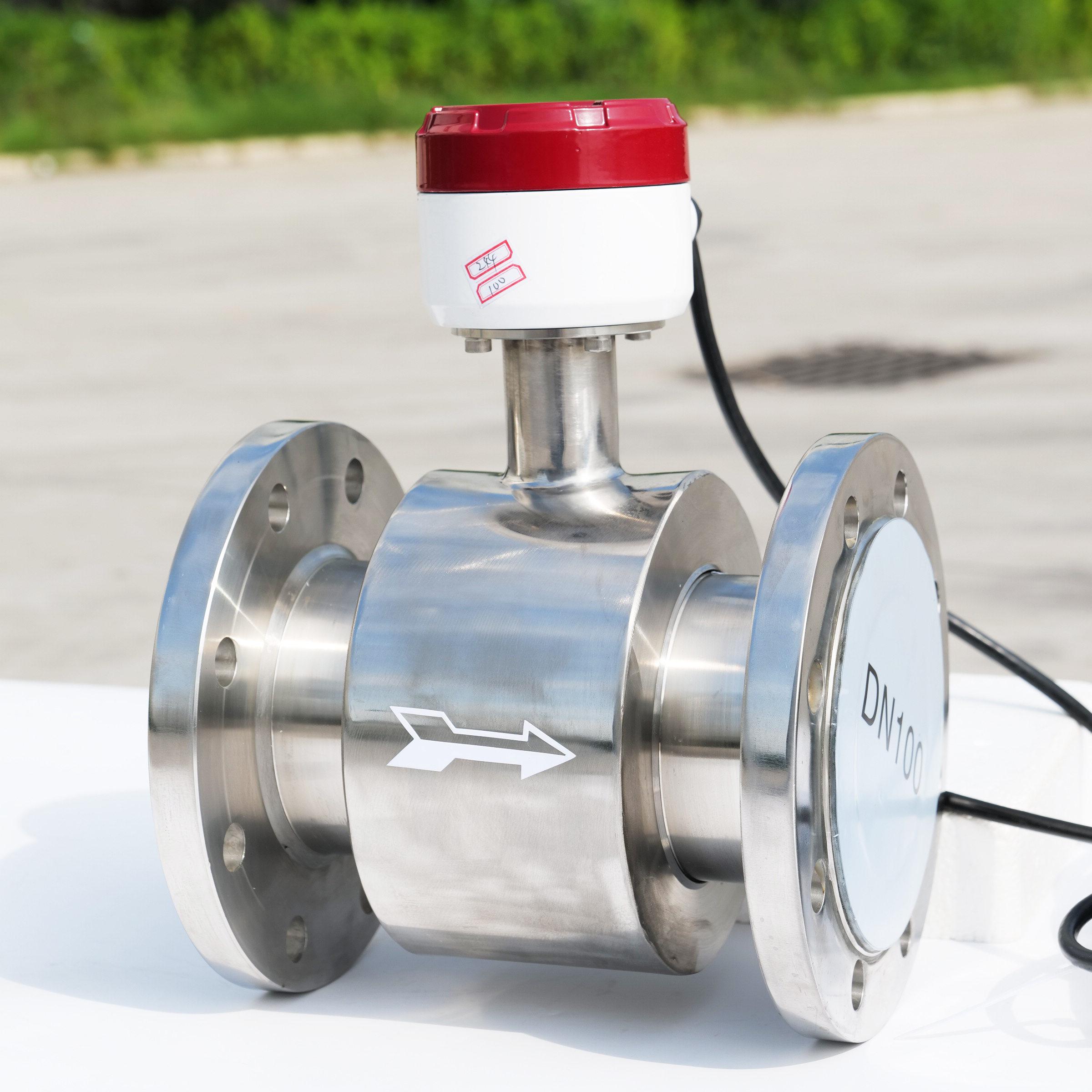 Sanitary stainless steel flowmeters 316 corn syrup magnetic water flow meter with remote display