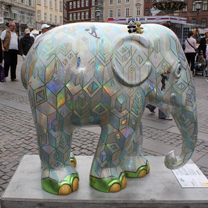 Factory cheap price Polyresin elephant fiberglass statue and sculpture For decoration