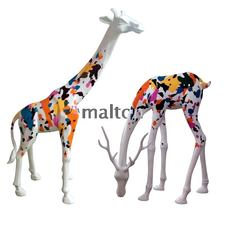 High Quality Wholesale OEM Customization Art Work Cheap Price Life Size Giraffe Statue