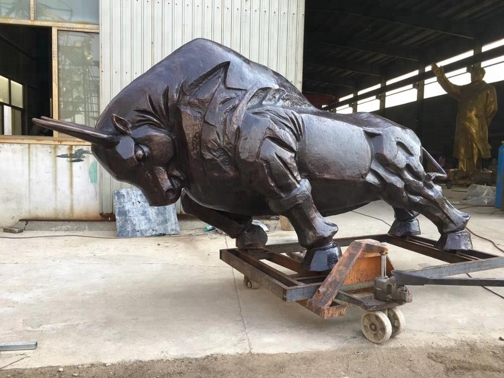 Famous high quality fighting brass bull statue for yard