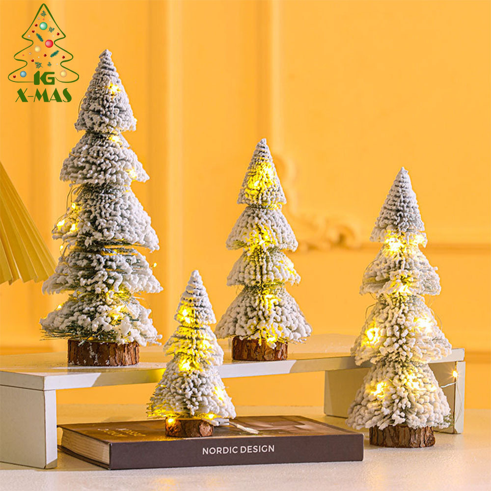 KG Xmas Hot Sale Wholesale Arbol De Navidad Small Flocking Flocked Snowing PE Mini Christmas Tree Artificial Christmas Tree