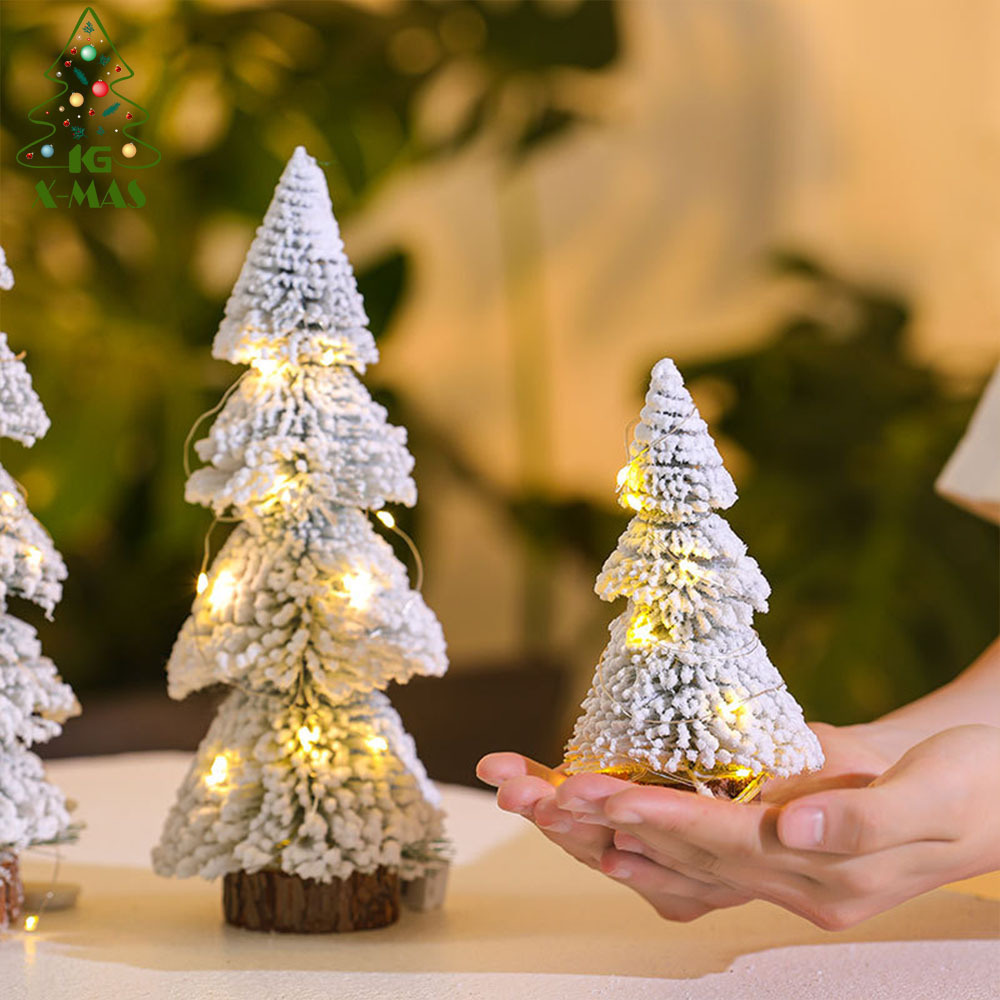 KG Xmas Hot Sale Wholesale Arbol De Navidad Small Flocking Flocked Snowing PE Mini Christmas Tree Artificial Christmas Tree