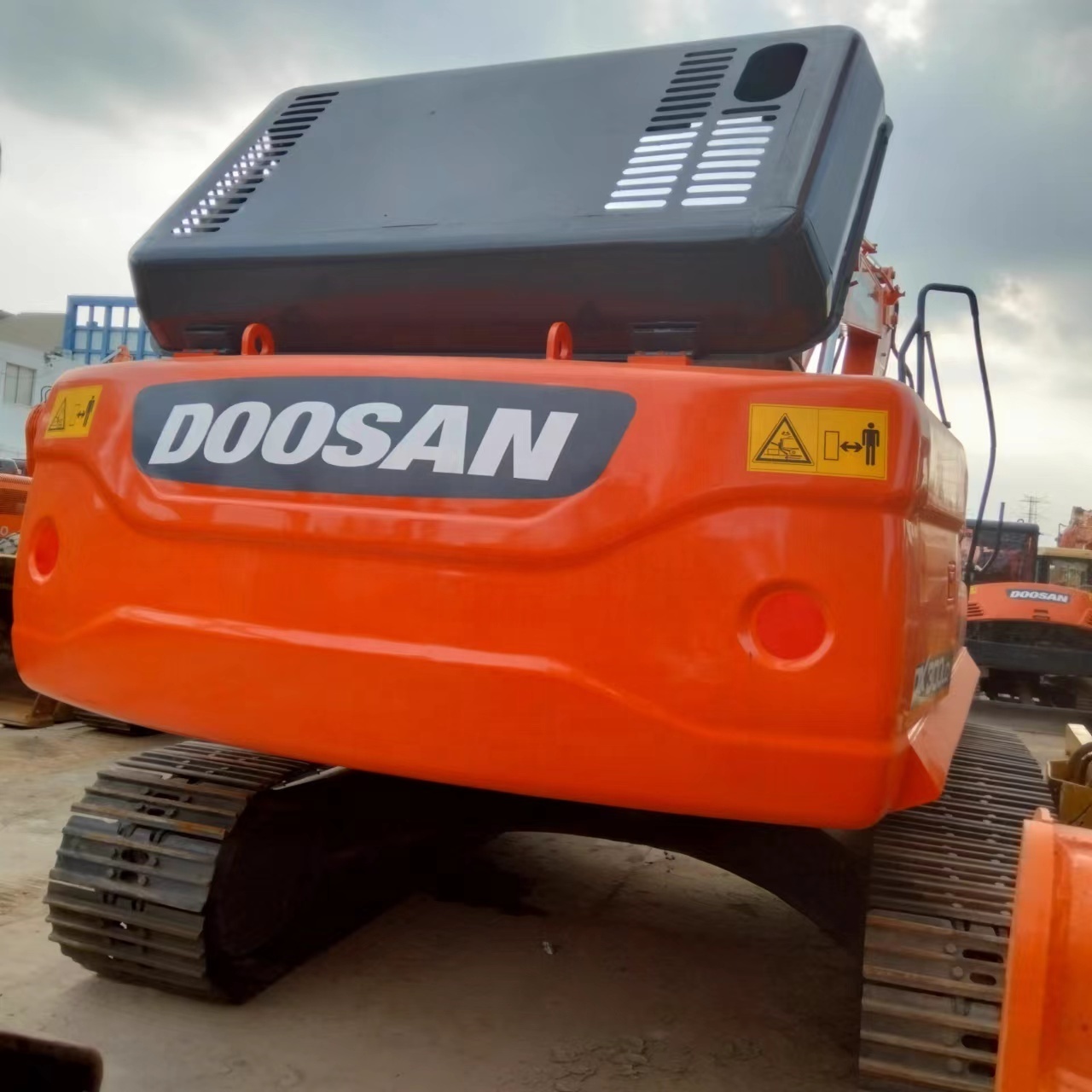 used 300 South Korea original Doosan excavators dx300 dx300lc dx260 /low price 30 ton used doosan dx300 excavator for sale