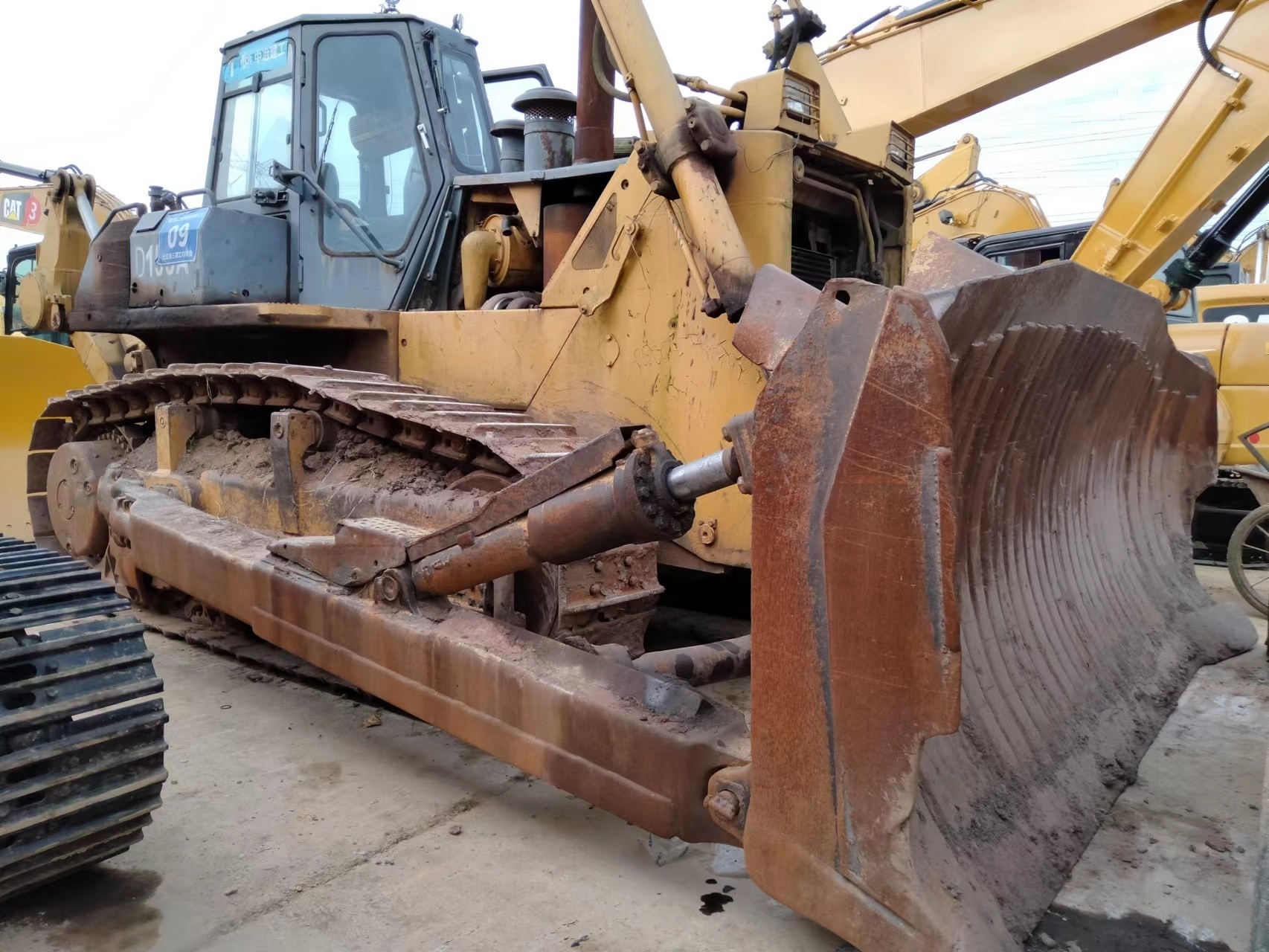 D155A-1D155A-2 Used Komatsu D155AX-5 bulldozer for sale komatsu D85AX D85p D155A-3 D355A-3 Crawler tractor