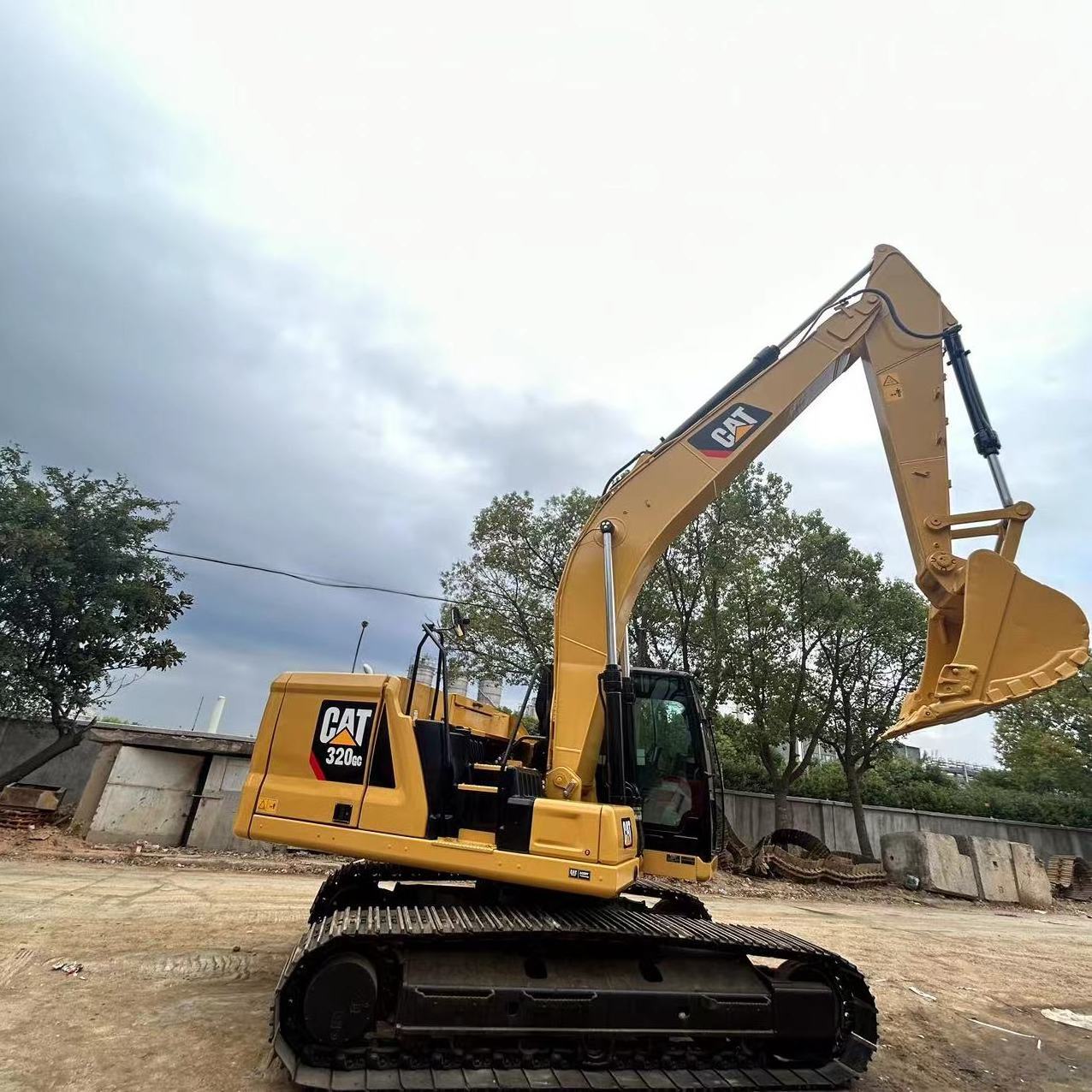 Used CAT 320GC crawler excavator used caterpillar excavator with good working condition