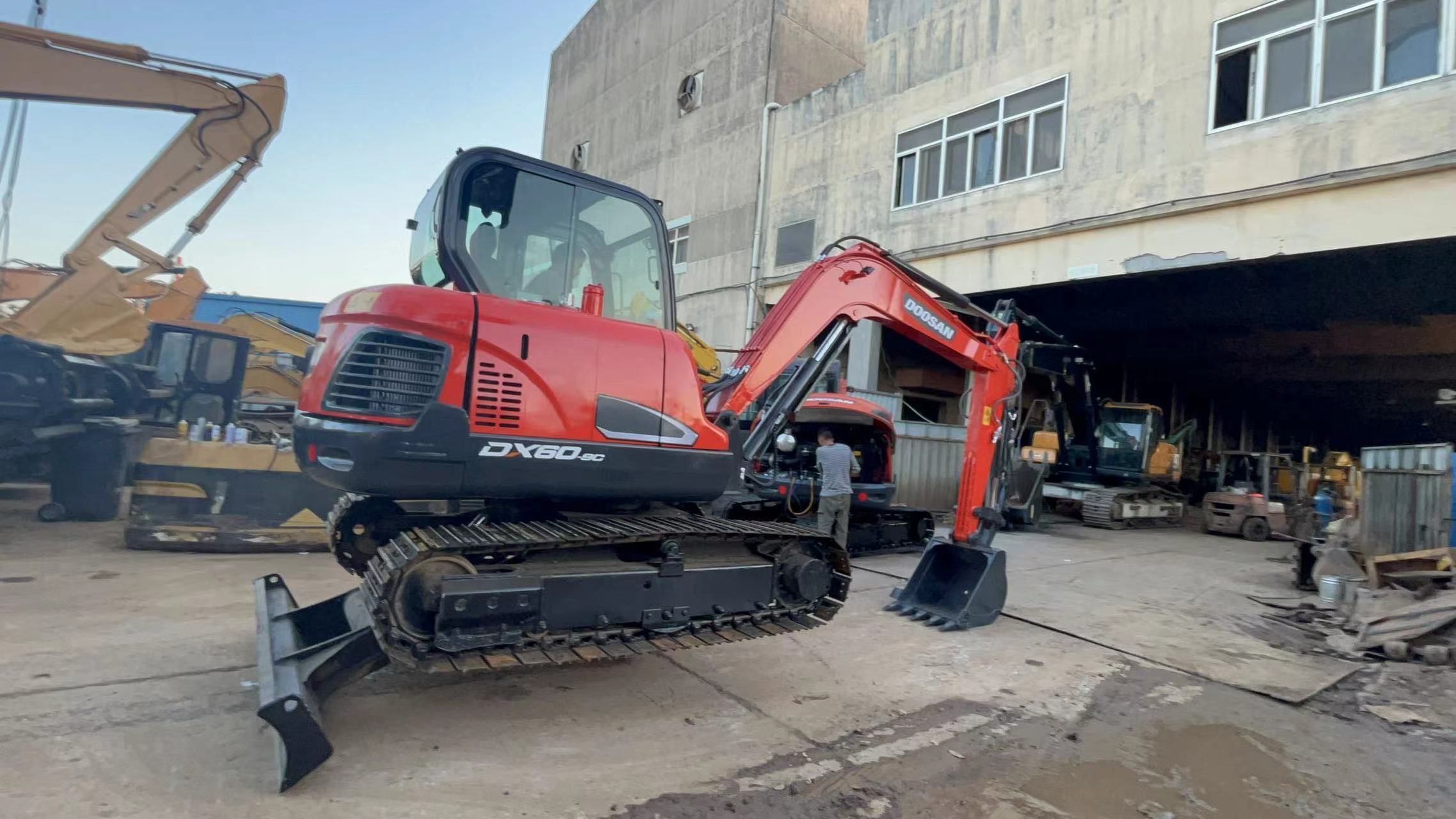 6t Used DX60 Doosan Hydraulic Crawler Excavator mini used digger Used Hydraulic crawler DX60 excavator