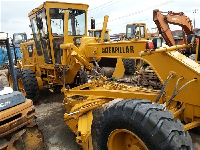 Second hand motor grader CAT 12G used grader for caterpillar in good condition with low working hours cheap for sale in Shanghai