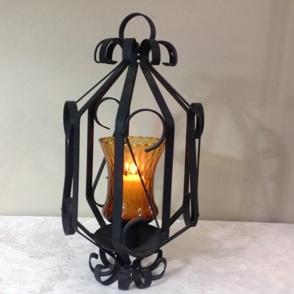 Wrought Iron Metal Lantern Candle Holder Decorative Hanging Lantern For Home and Festive Decoration Wholesale