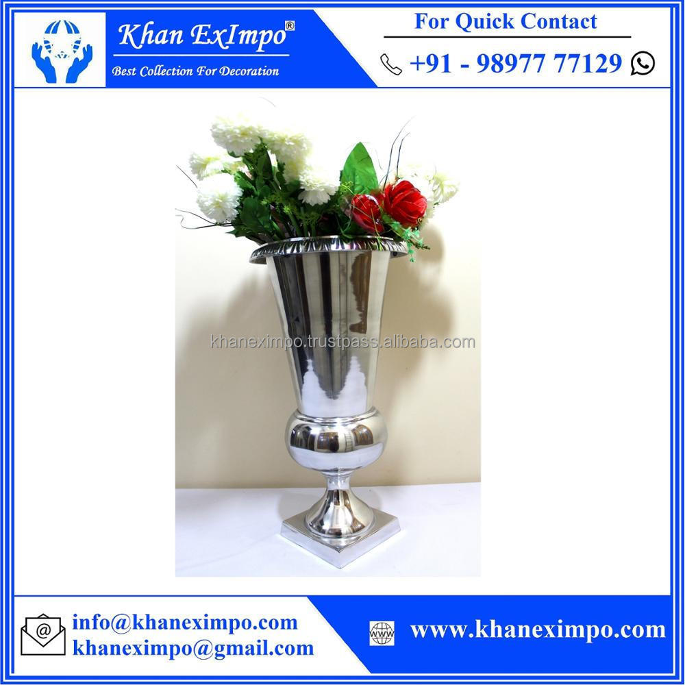 KHAN EXIMPO Metal Big Garden Decorative Flower Vase Embossed Wedding Event Decoration Centerpiece Flower Pot Tabletop Vase