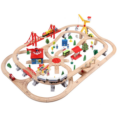 Wooden Educational 133pcs Wooden Train Set Trains Track Toys Electric Train Set Feature Rail Car Toy  For Kids