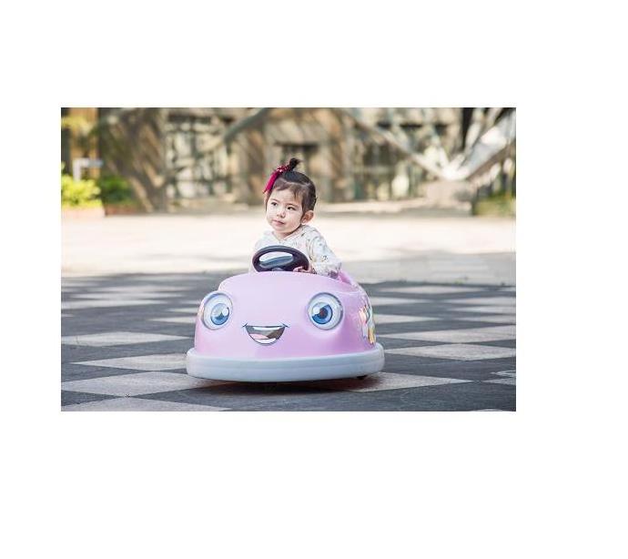 The most popular bumper cars can be braked ride on electric  bumper car for  kids  with one button for children