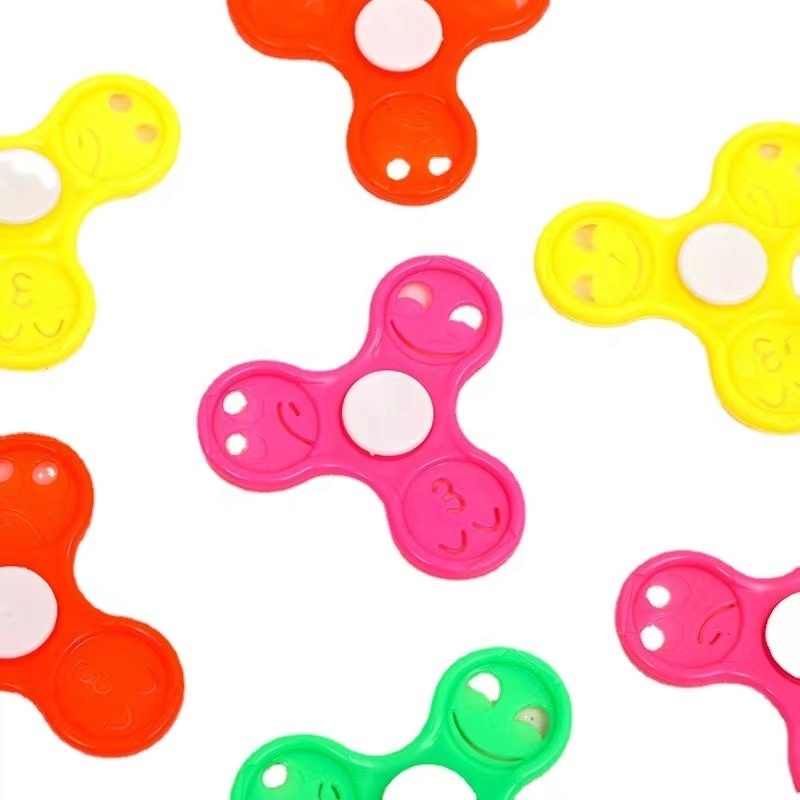 Wholesale mini plastic fidget spinner spinning finger smile gyro stress relief toys for capsule