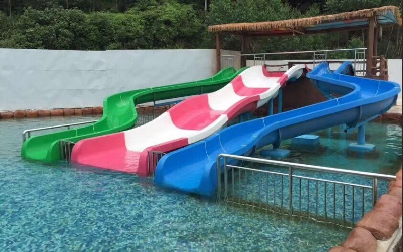 Kid Outdoor Custom Amusement Park Equipment Adult Cheap Large Big Fiberglass Swimming Pool Wave Curve Water Slide