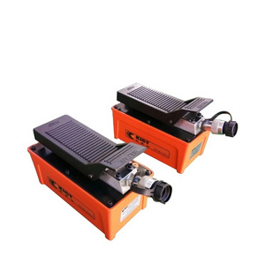 Foot operated single acting air hydraulic pump