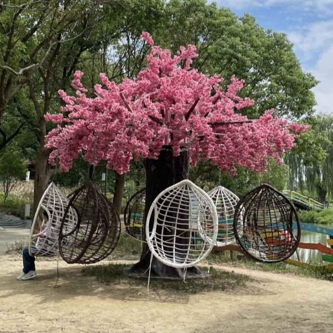 Popular romantic activities for couples kids 360 degree rotation rides cherry tree swing