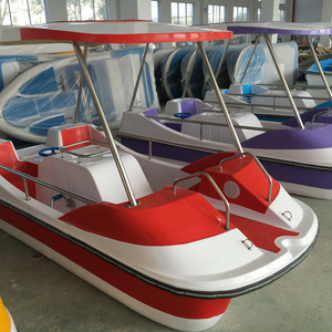 Wholesale Customized Different Design 4 Person Paddle Boat Swan Pedal Boat