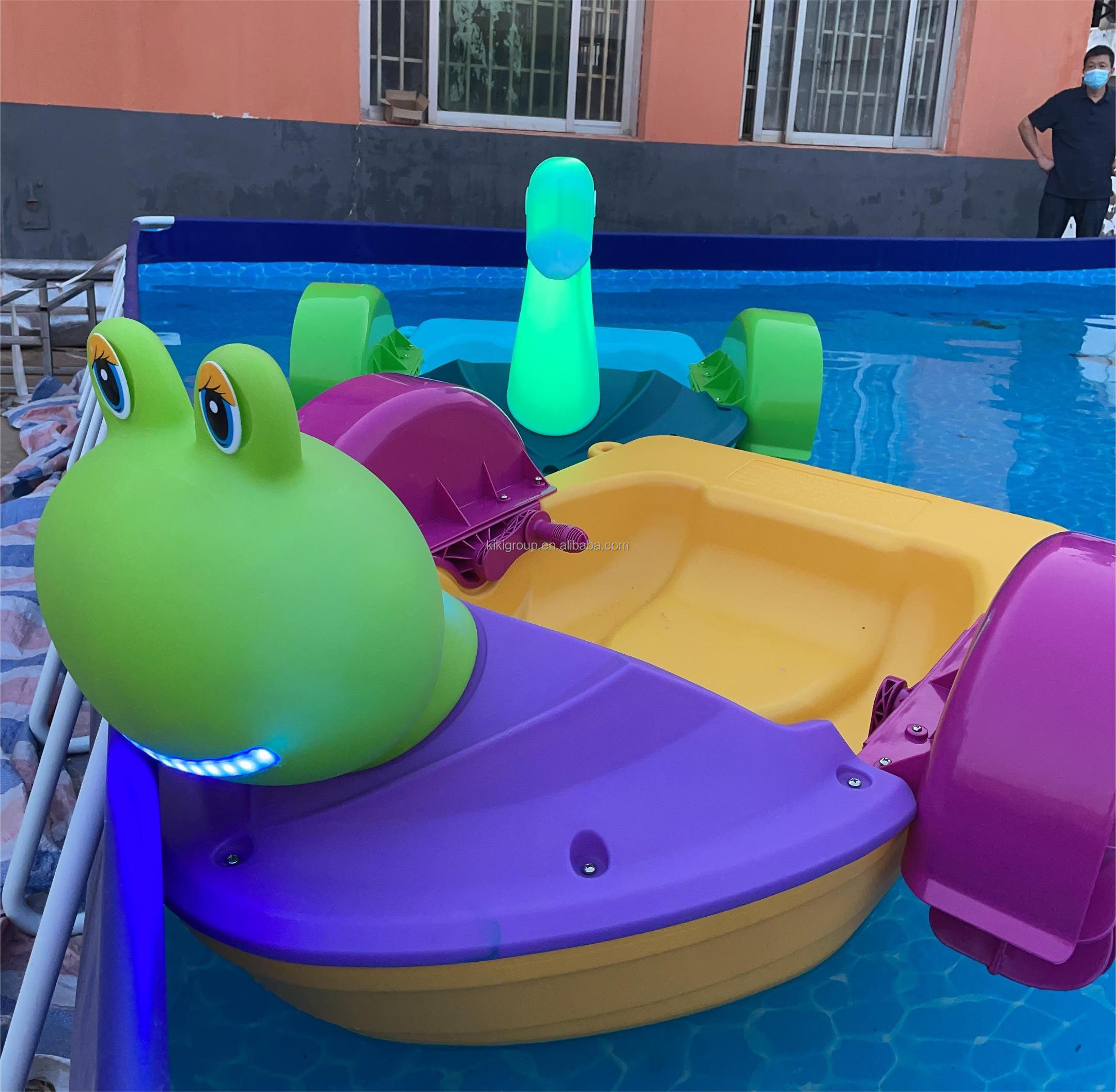 Amusement electric bumper boat used inflatable kids motor bumper boats kids aqua boats for sale