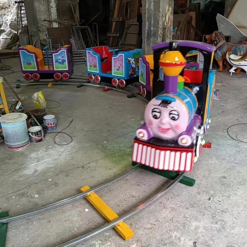 Kids and adults thomas amusement park track train ride on train with track