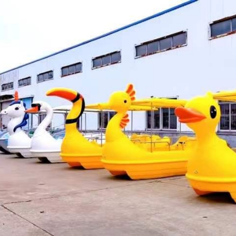 Factory price sea lake outside electric yellow duck 6 person water duck pedal boat