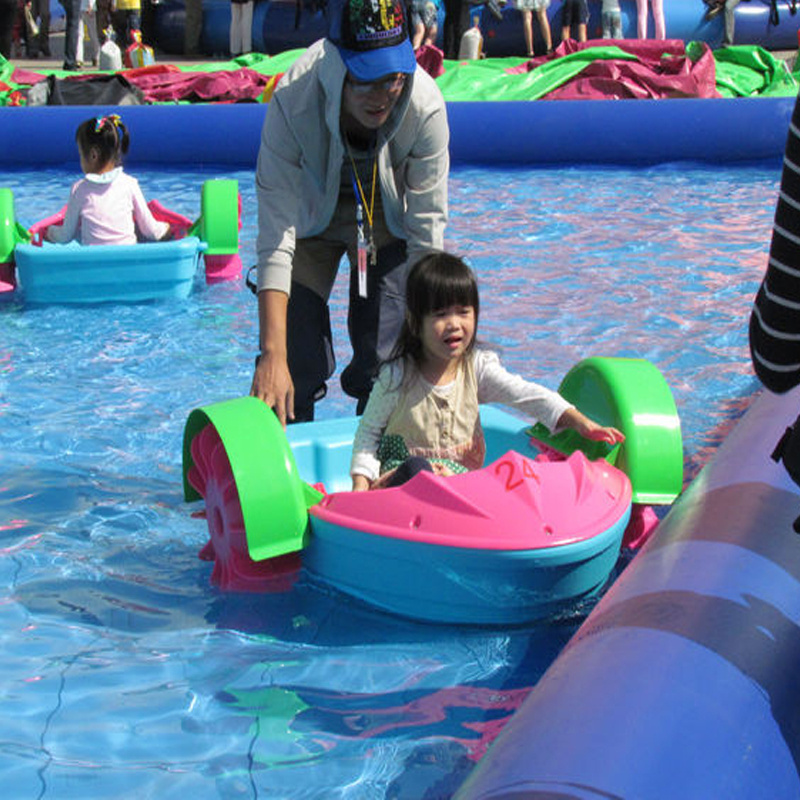 Wholesale Low Price Swimming Pool Kids Mini Paddle Wheel Boat Water Park for Sale