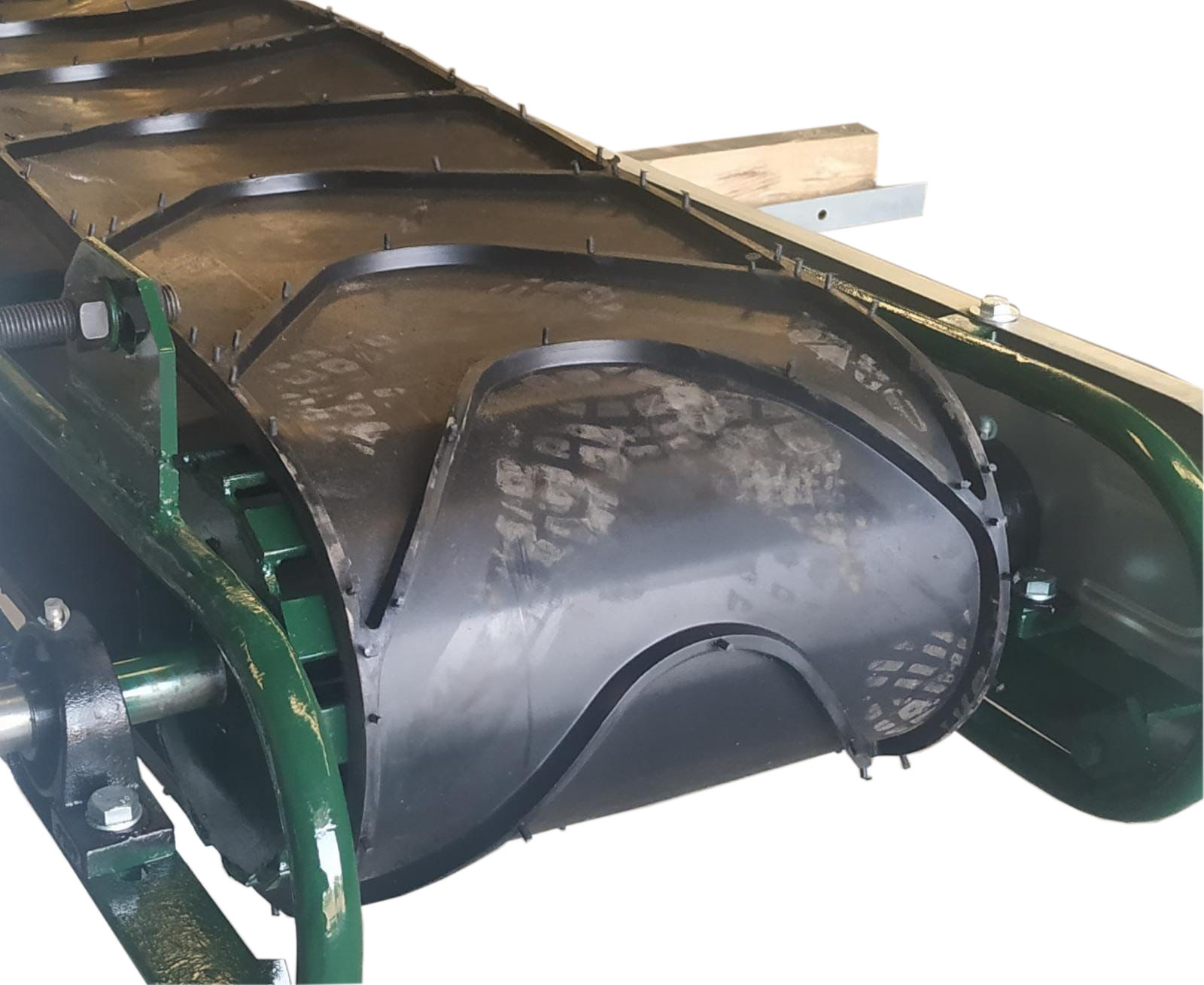 Wholesale cattle feed chevron incline side wall cleated v chevron rough rubber conveyor belts