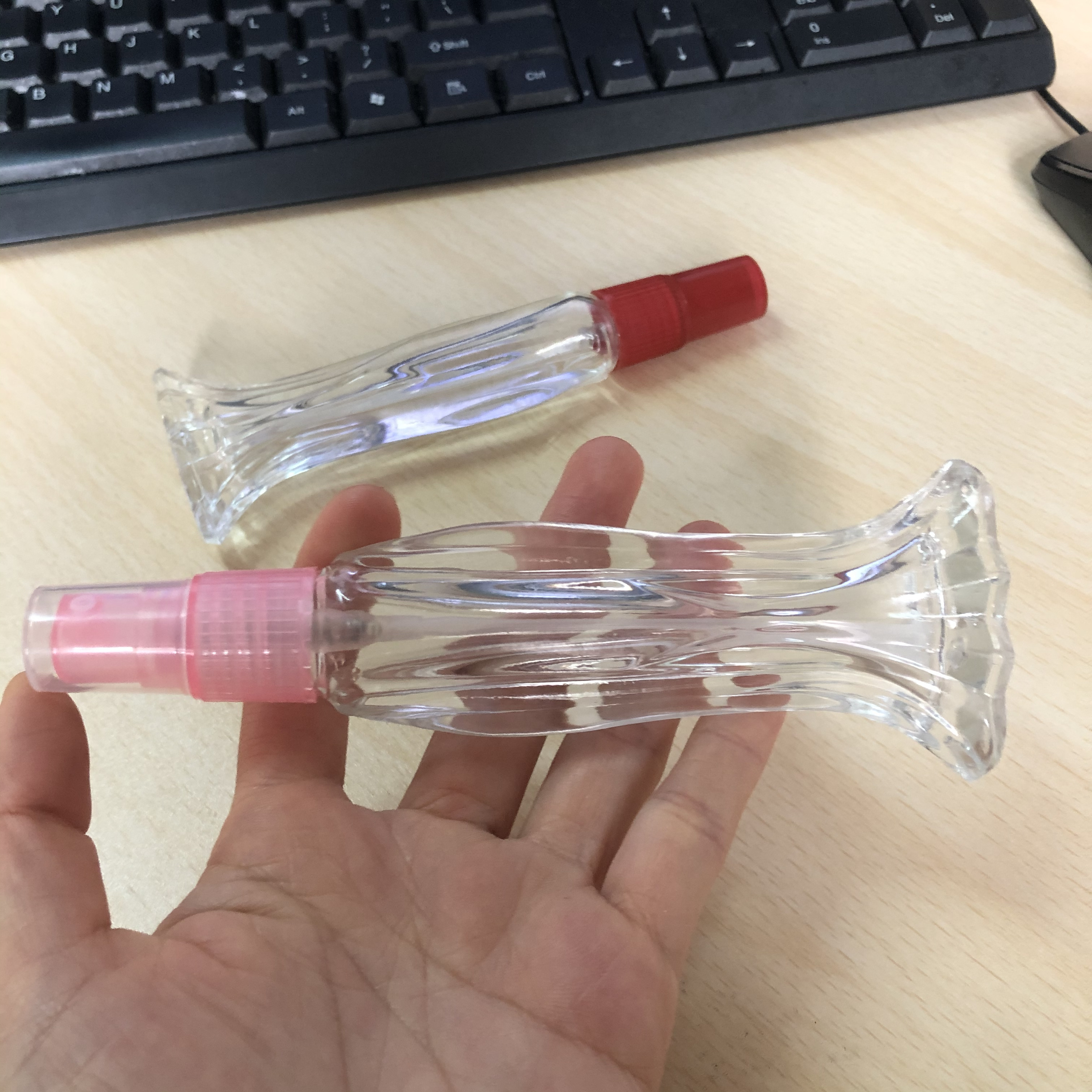 10ml pink red fish tail glass bottle for perfume packaging