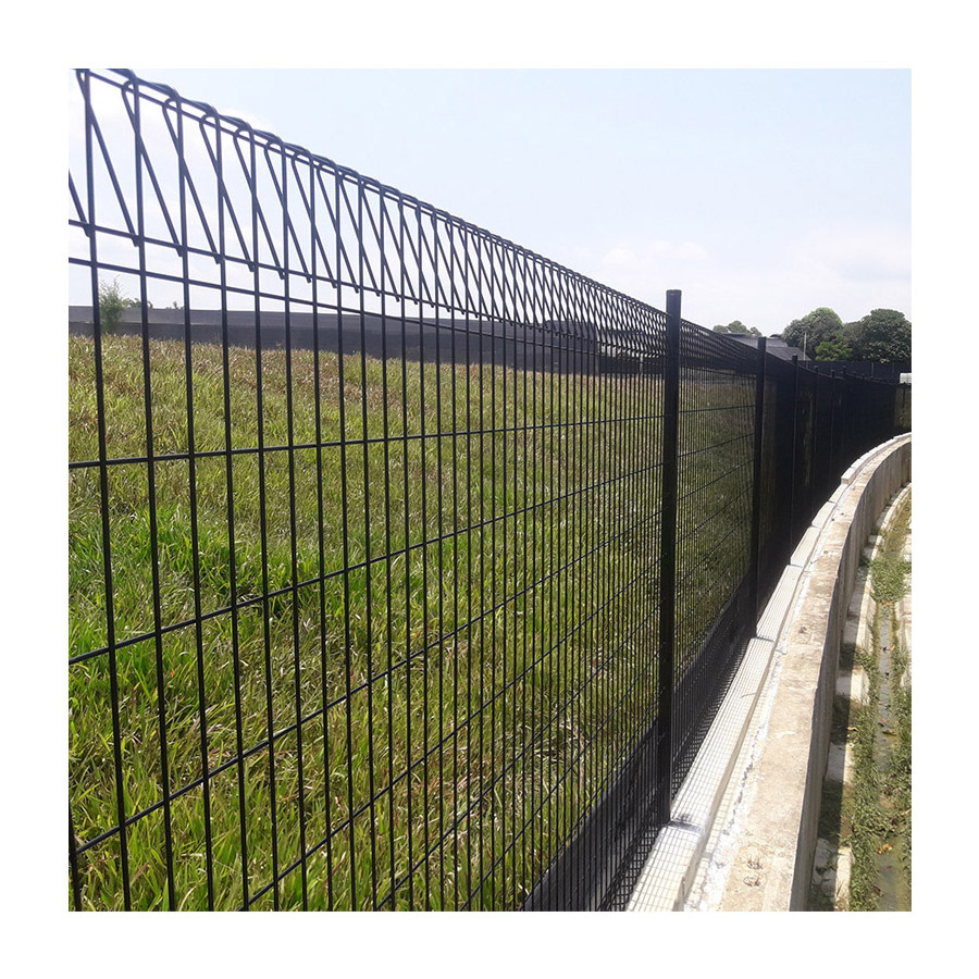 Bulk Wholesale Competitive Price Galvanized Powder Coating BRC Roll Top Welded Wire Mesh Fence Panels Malaysia Manufacturer