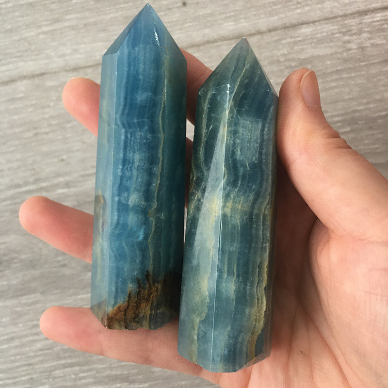 Wholesale price gemstone blue onyx towers wand point healing stone tower