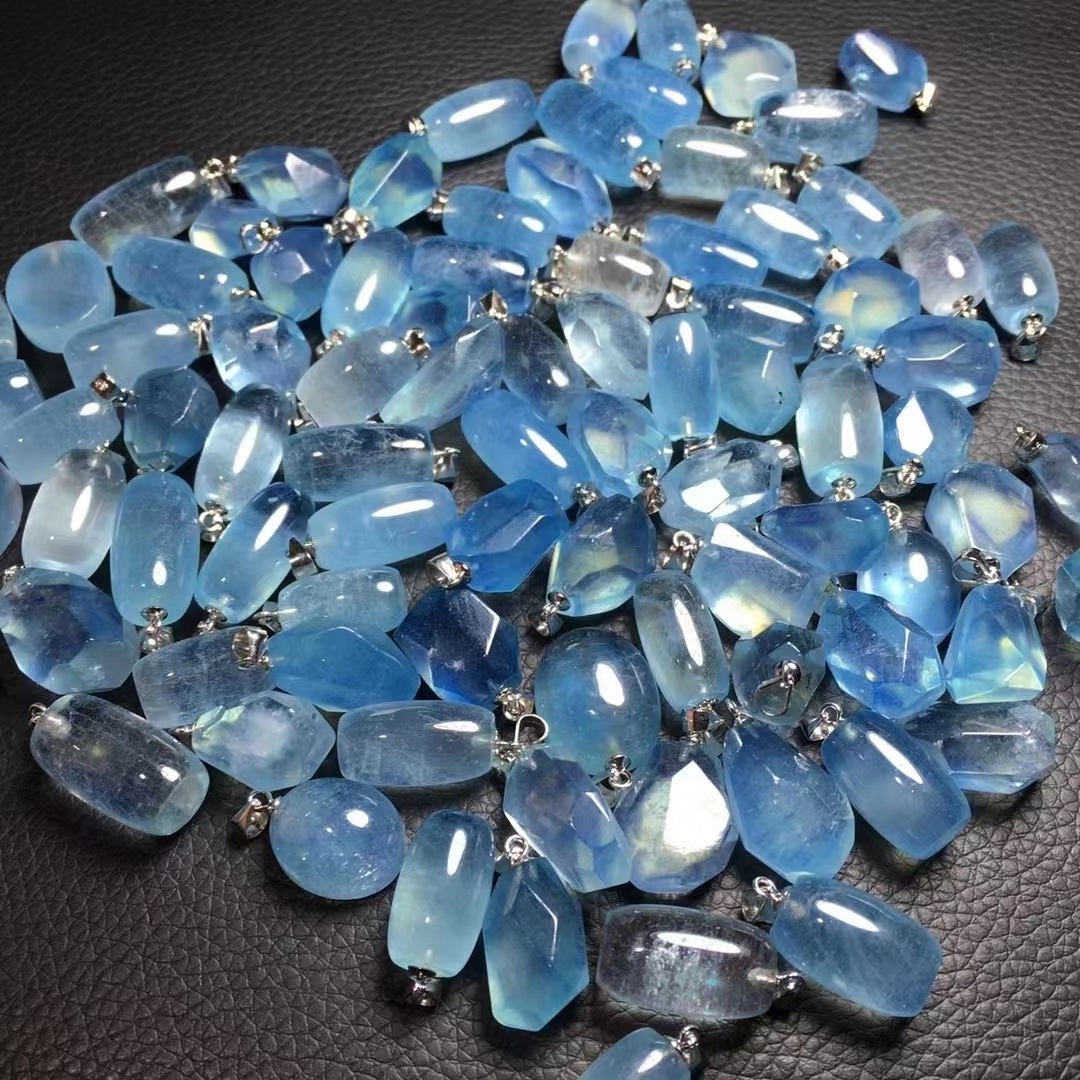 Hot selling Promotion Exquisite Gift Natural Quartz Crystal Aquamarine with S925 sliver Pendant