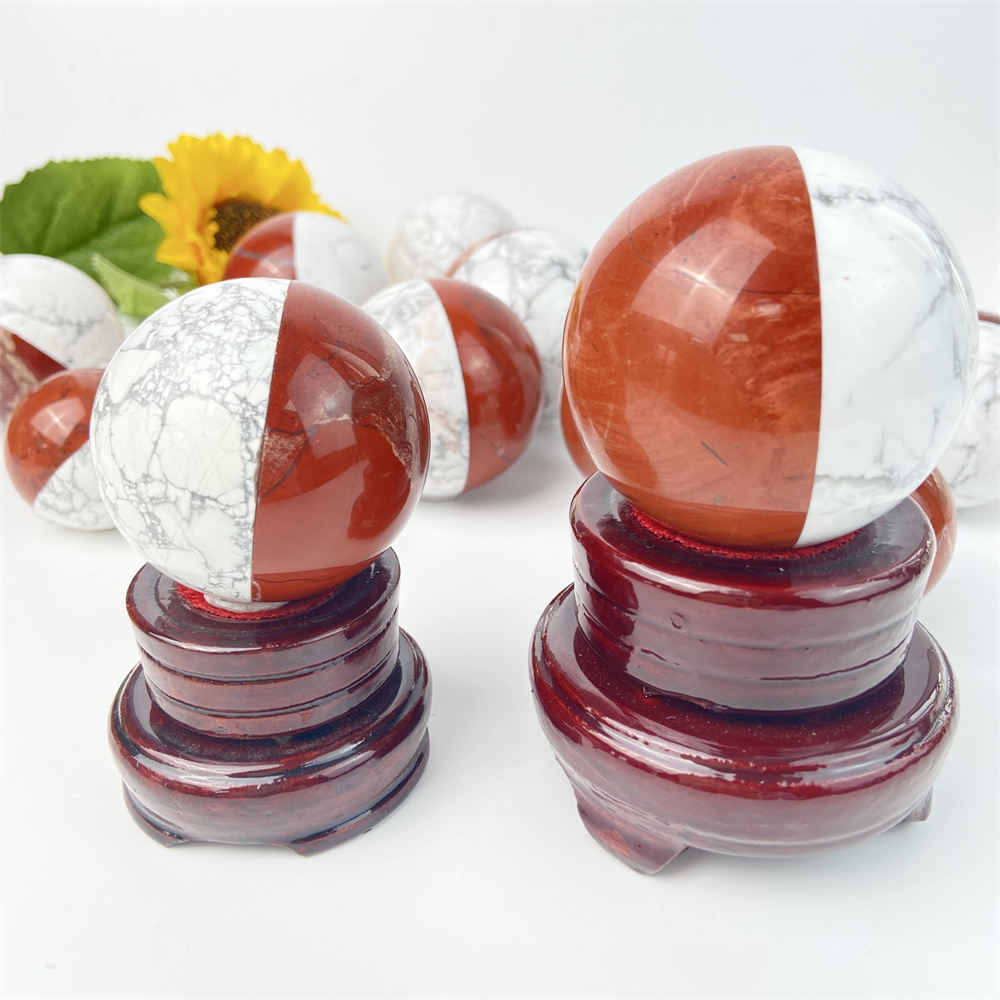 High Quality Crystal Poke Ball Craft Red Jade With White Howlite Stone Poke Sphere For Gift