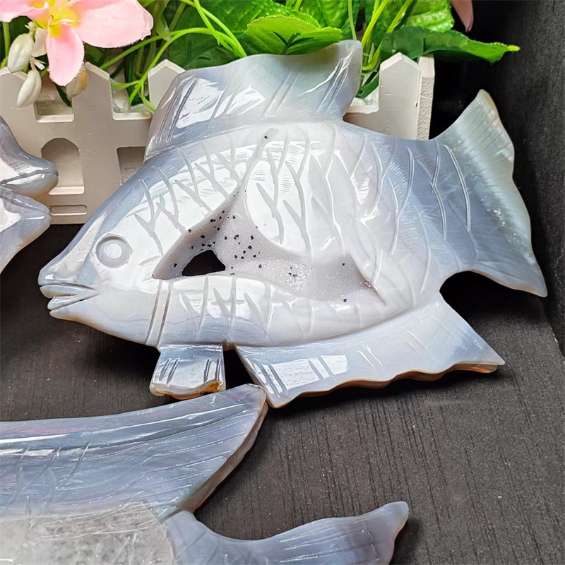 Wholesale healing crystal hot sale fengshui gemstone natural craft agate geode fish carving  for gifts