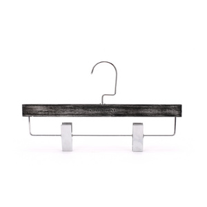 Kindome Good quality water washed black excellent luxury clothes wood metal bottom hook hanger with clips for clothes