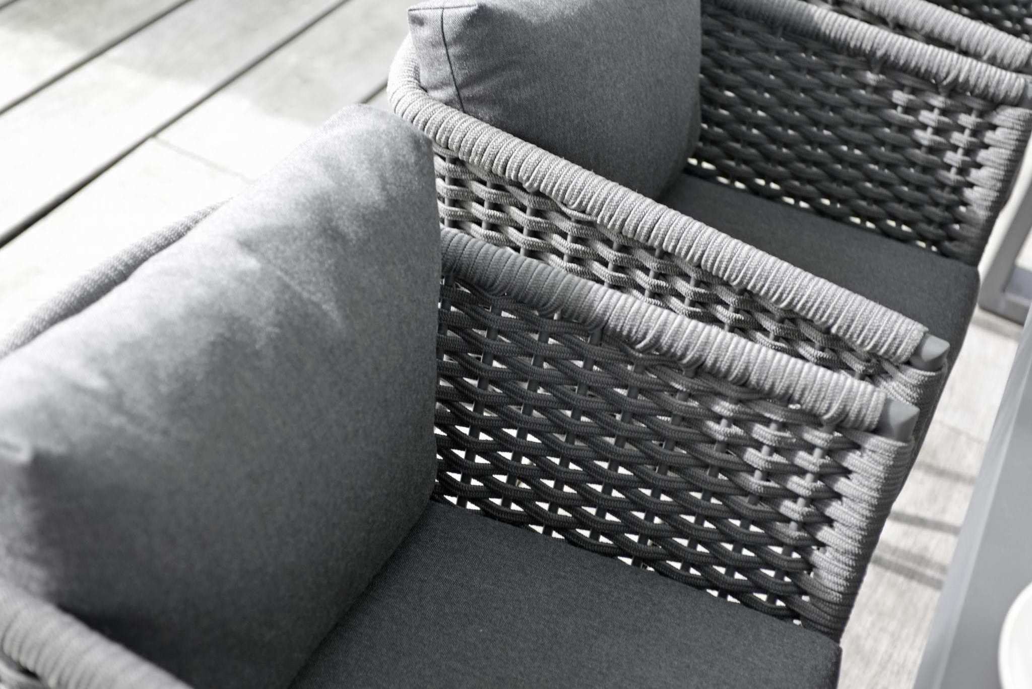 Modern grey weaved rope outdoor furniture aluminum rope outdoor lounge set with waterproof cushion outdoor rope sofa