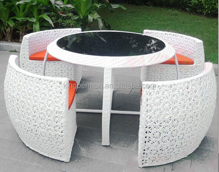 Wicker Outdoor Furniture Cheap Plastic Table and Chairs Garden Dining set Design