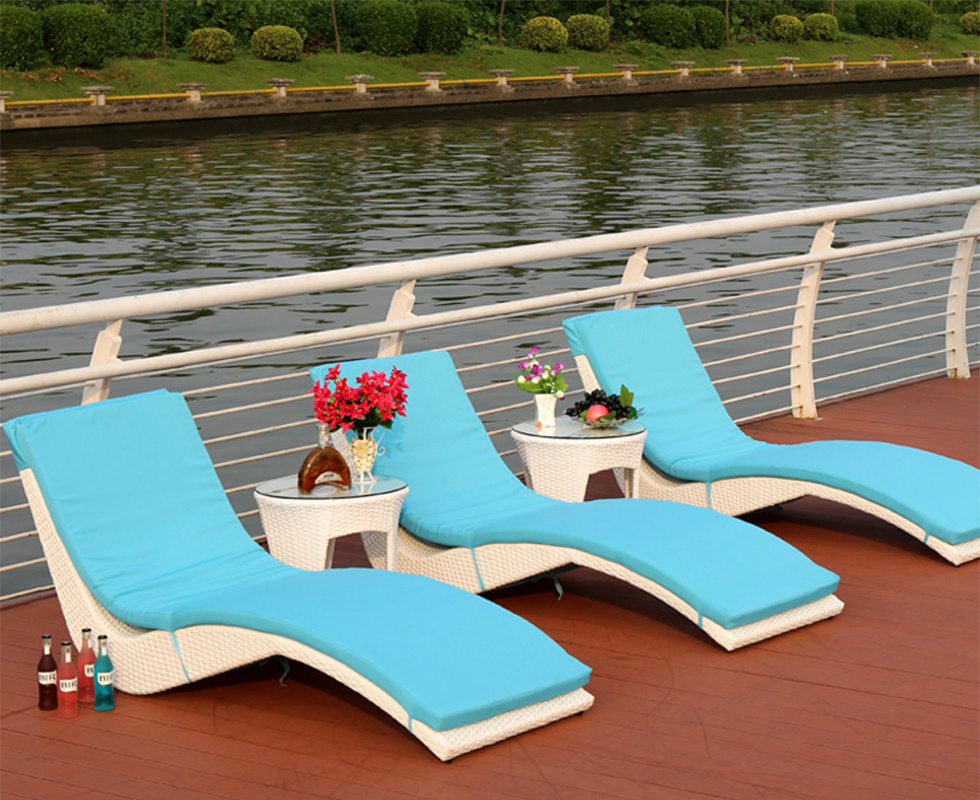 Outdoor Furniture Patio Wicker Modern Rattan Lounge Chair Used for Swimming Pool Chaise Lounger