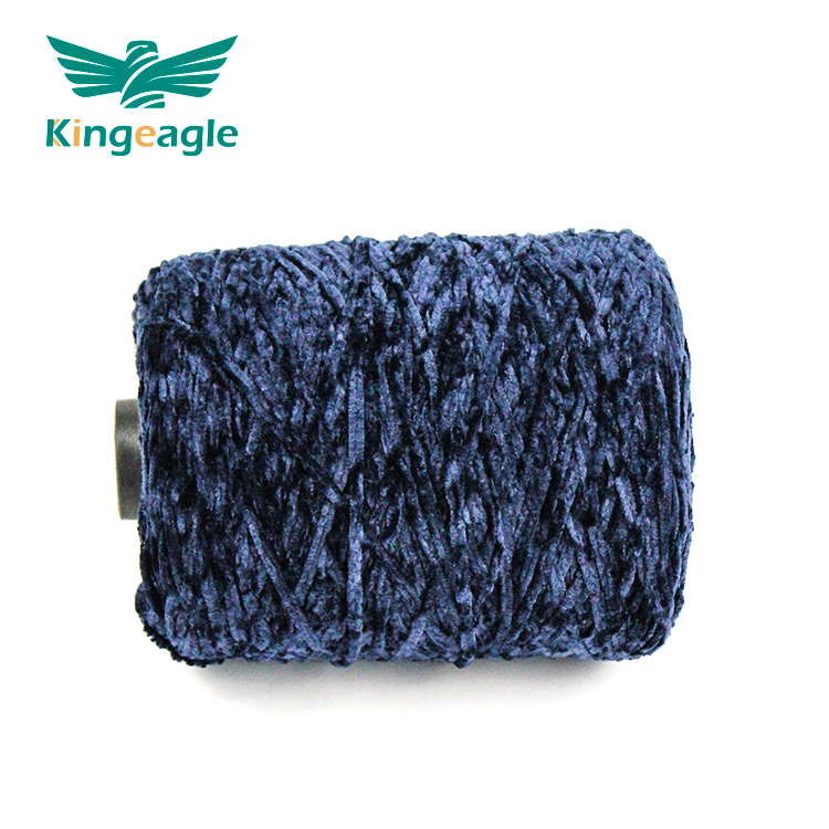 Kingeagle 100% polyester chenille Chunky Yarn microfiber colored velvet yarn