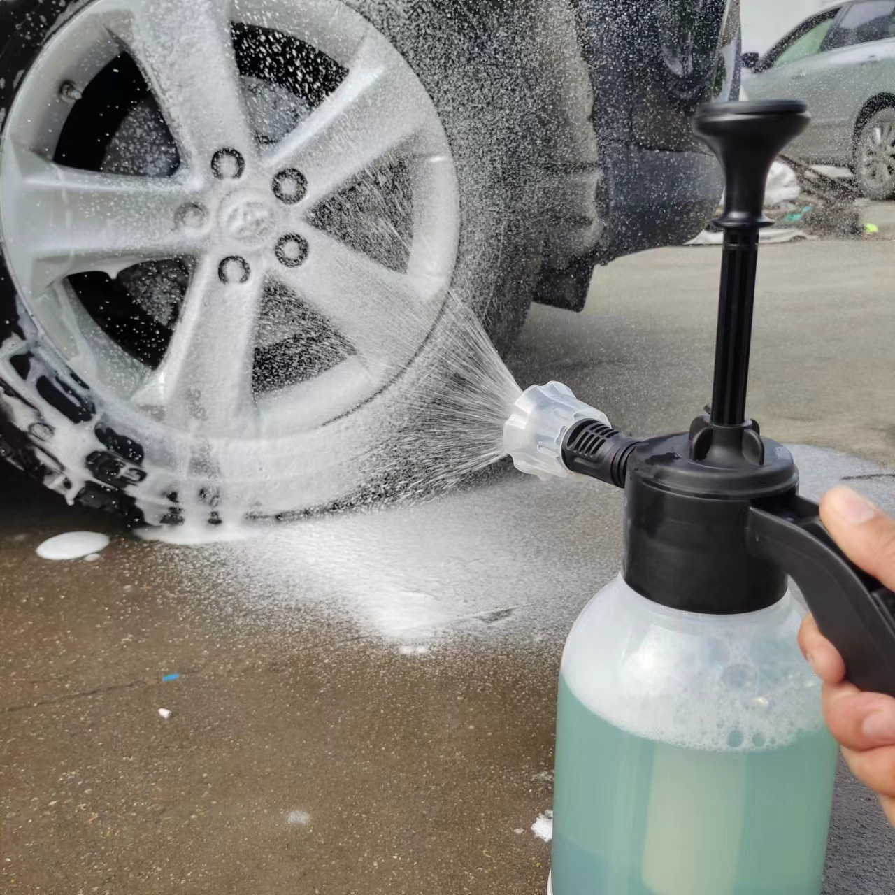 Foam Pro 2+ (Plus) Sprayer - Pump Spray Foamer with Schrader Valve - Professional Car Wash & Detailing