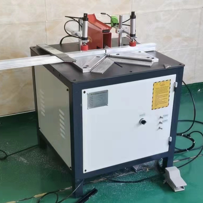 Factory price high quality single head cutting saw mitre saw aluminum window machine slid window