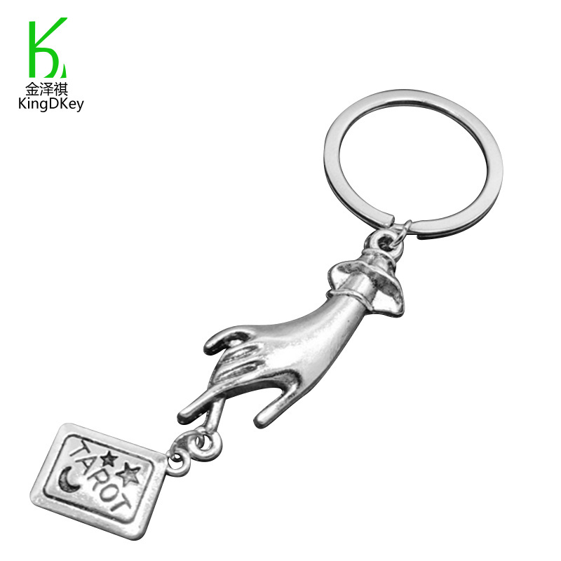 High Quality Personality Mini Vintage Tarot Card Pendant Keychain Stainless Steel with Hand Pendant Creative Bag Charm keyring