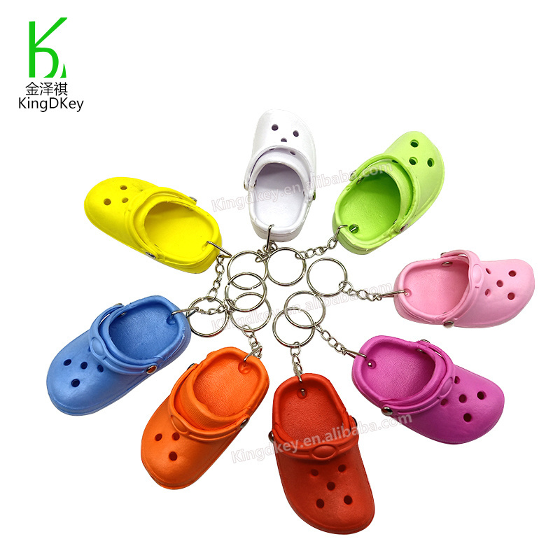 2022 EVA Custom Summer keyring Colorful CROC keychain Creative Mini 3D Beach Shoes black CROC Keychain