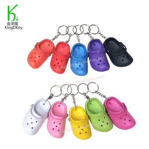 2022 EVA Custom Summer keyring Colorful CROC keychain Creative Mini 3D Beach Shoes black CROC Keychain