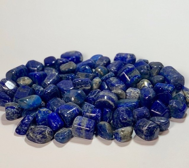 best selling crystal Wholesale natural lapis lazuli tumbled stone crystal tumbled stone reiki healing and meditation homedecor