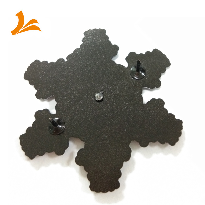 Factory customized nickel metal badge snowflake spinner soft enamel pins with factory price